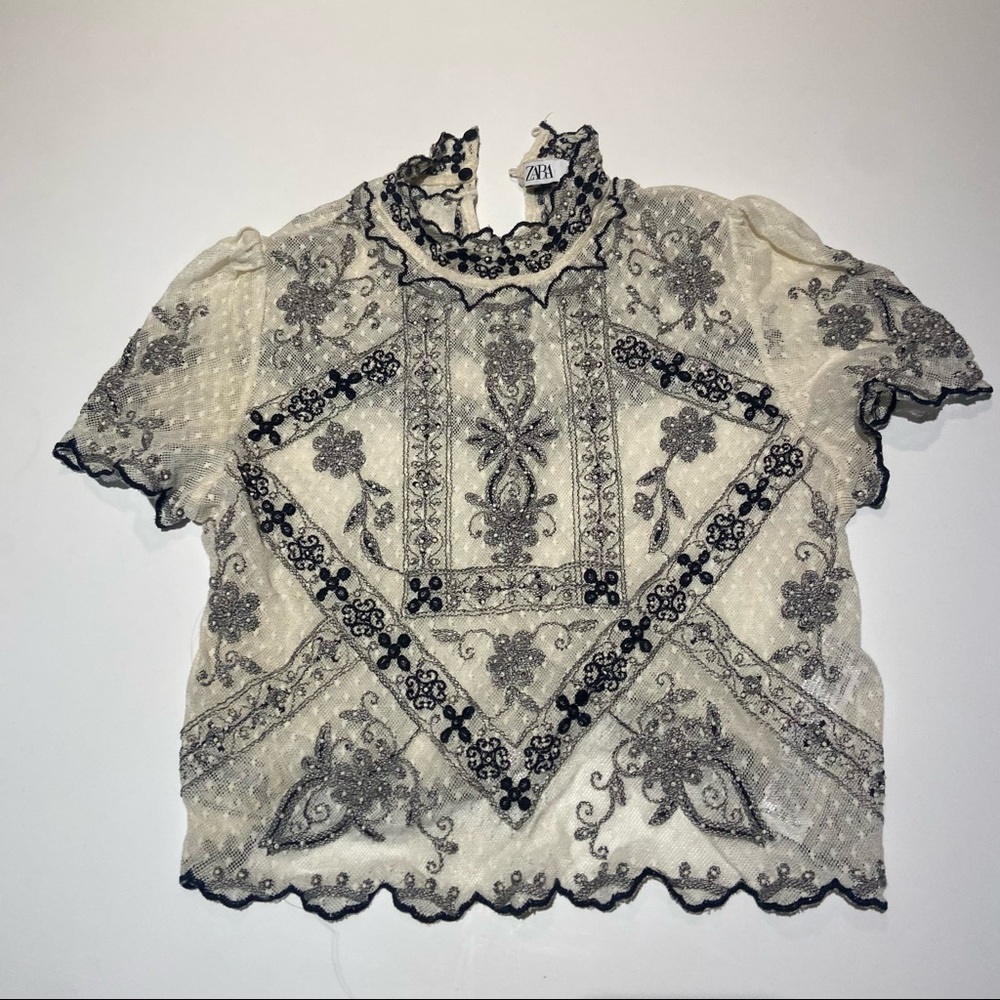 Small Zara crop top